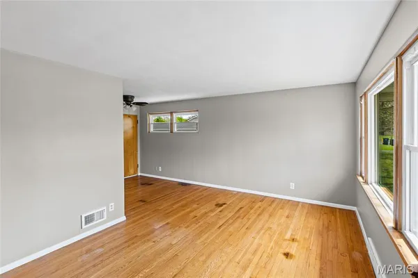 $189,900 | 2419 Woodlawn Avenue, Granite City, IL 62040