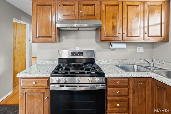 $189,900 | 2419 Woodlawn Avenue, Granite City, IL 62040