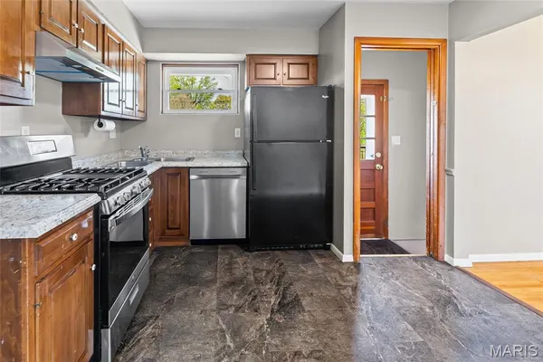 $189,900 | 2419 Woodlawn Avenue, Granite City, IL 62040