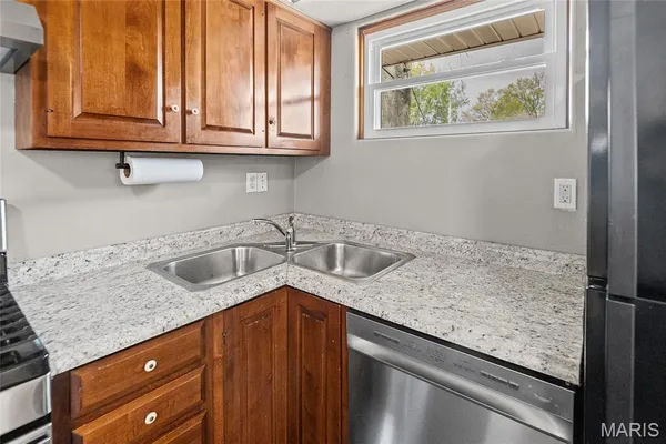 $189,900 | 2419 Woodlawn Avenue, Granite City, IL 62040