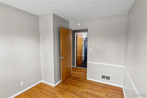 $189,900 | 2419 Woodlawn Avenue, Granite City, IL 62040