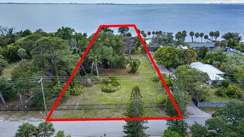 $1,879,988 | 8258 Longbay Boulevard, Sarasota, FL 34243