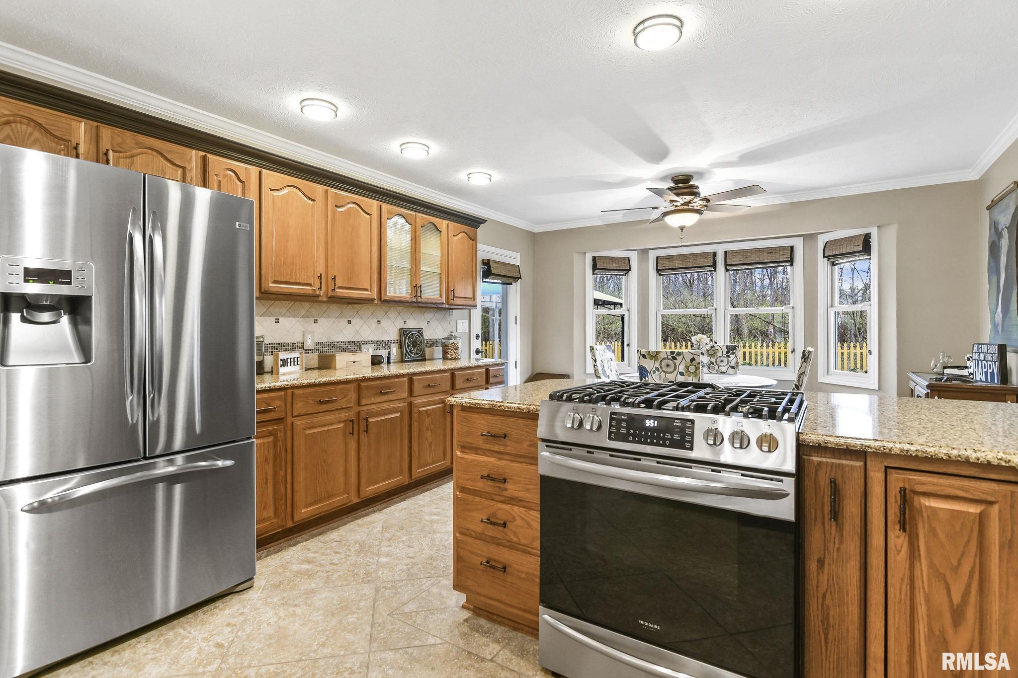 6949 Fringetree Way Springfield, IL 62712 - Photo 17 of 54