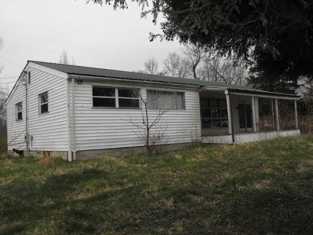 231 Hendricks Long Road Campton, KY 41301 - Photo 1 of 20 Photo 1