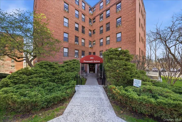 $125,000 | 161 Pearsall Drive, Unit 2B, Mount Vernon, NY 10552