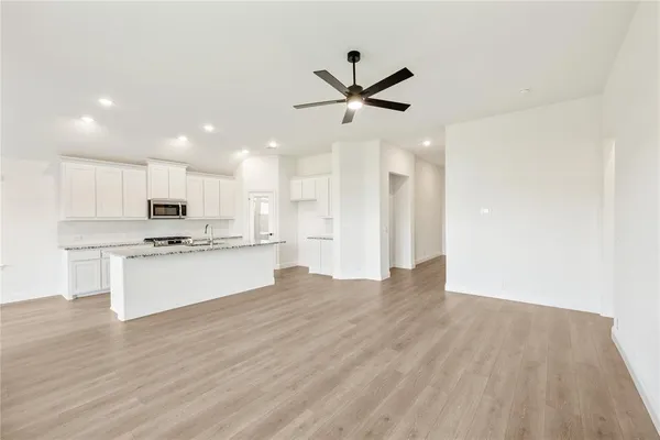 $299,474 | 304 Keystone Drive, Commerce, TX 75428