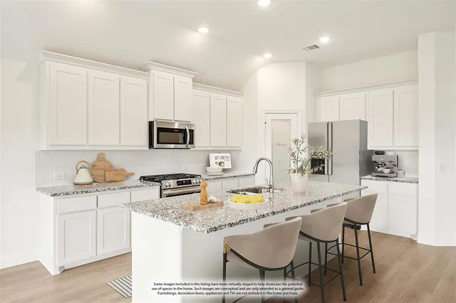 $304,474 | 304 Keystone Drive, Commerce, TX 75428