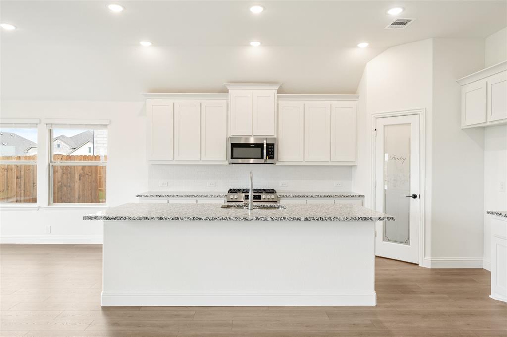 304 Keystone Drive Commerce, TX 75428 - Photo 19 of 36