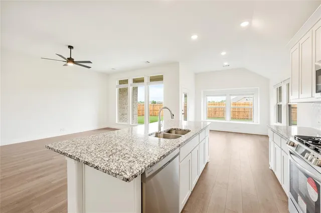 $304,474 | 304 Keystone Drive, Commerce, TX 75428