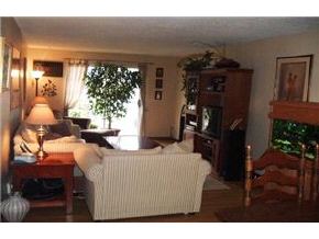377 Huse Road, Unit 4 Manchester, NH 03103 - Photo 3 of 9