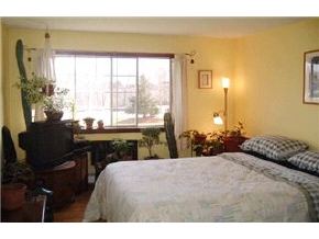 377 Huse Road, Unit 4 Manchester, NH 03103 - Photo 6 of 9