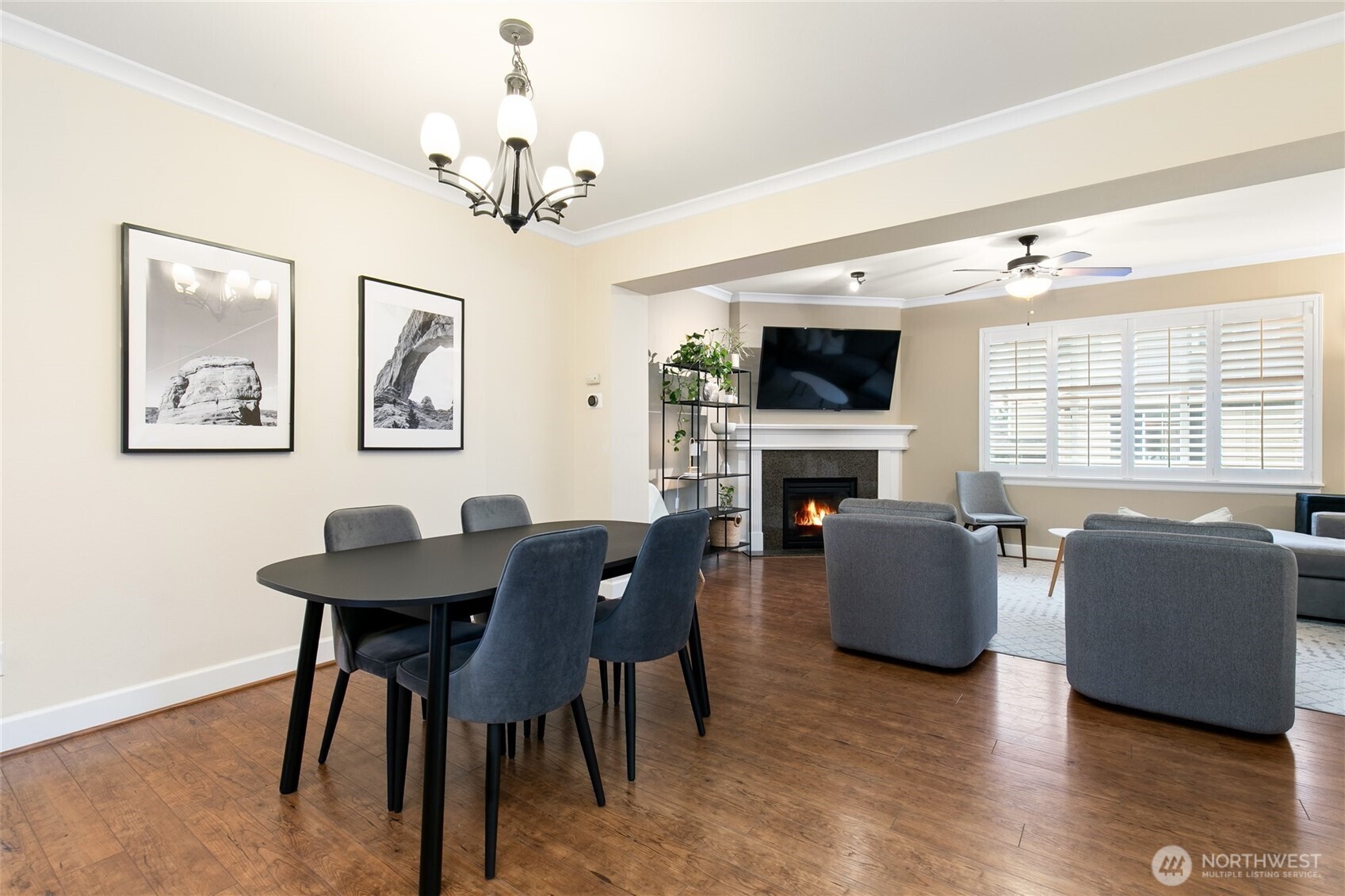 320 Chelan Place Northeast, Unit H1 Renton, WA 98059 - Photo 11 of 30 a view of a livingroom with furniture window and wooden floor