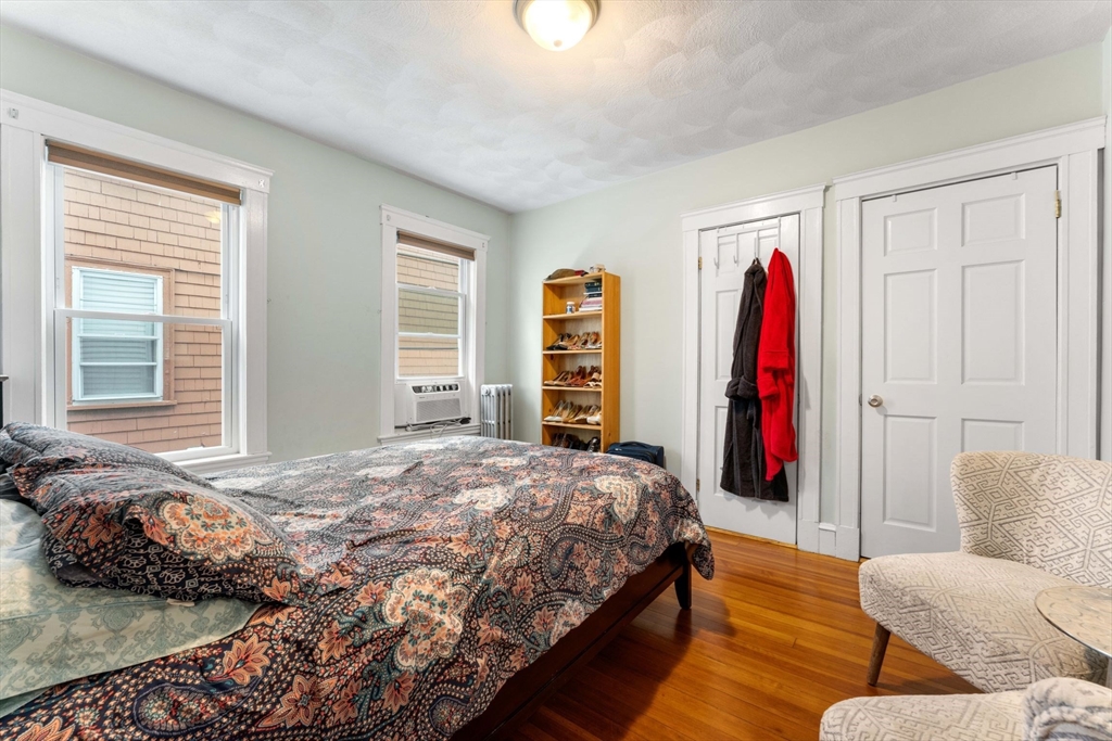 15 Carney Street, Unit 1 Medford, MA 02155 - Photo 13 of 25