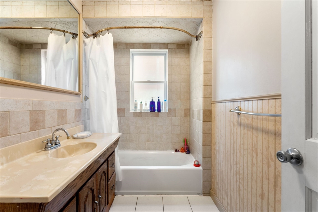 15 Carney Street, Unit 1 Medford, MA 02155 - Photo 15 of 25