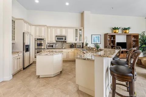 $1,150,000 | 2466 Southwest Bridgeview Terrace, Palm City, FL 34990
