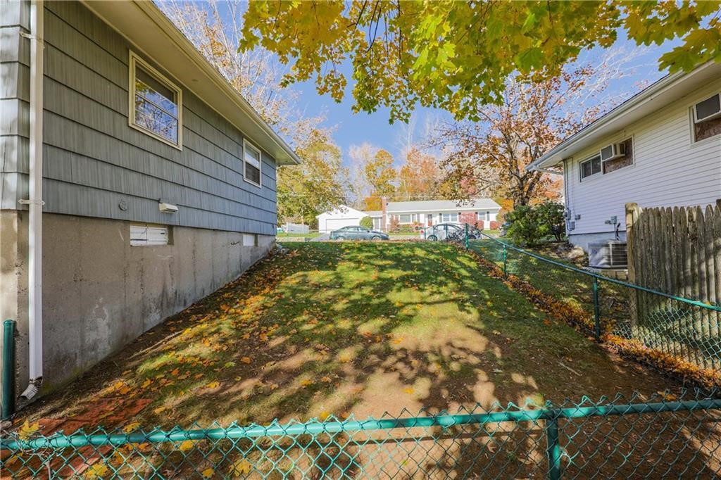 95 Mitris Boulevard Woonsocket, RI 02895 - Photo 31 of 39