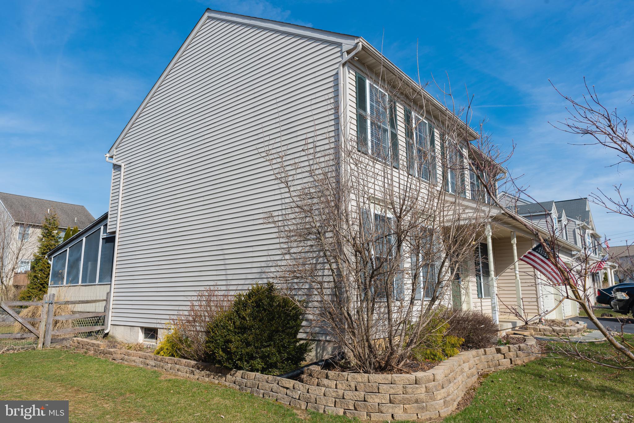 230 Andover Lane Lititz, PA 17543 - Photo 2 of 22