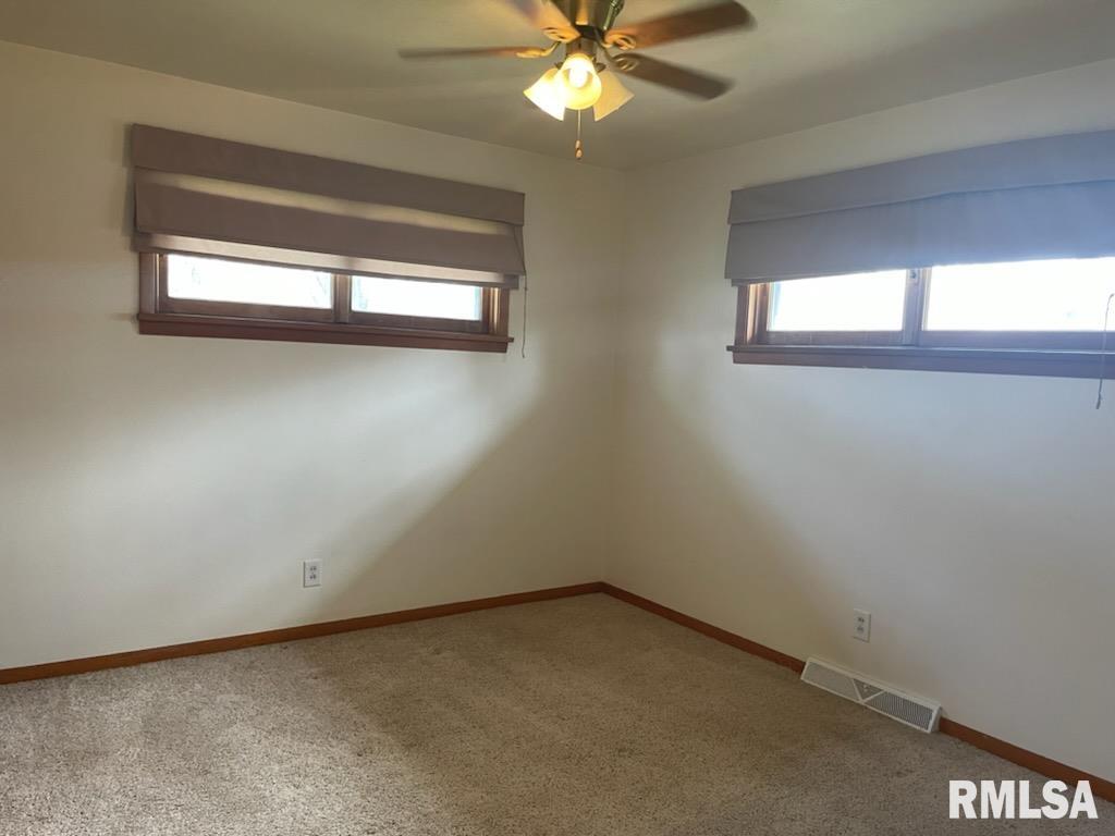 3136 Rita Avenue Springfield, IL 62703 - Photo 7 of 20