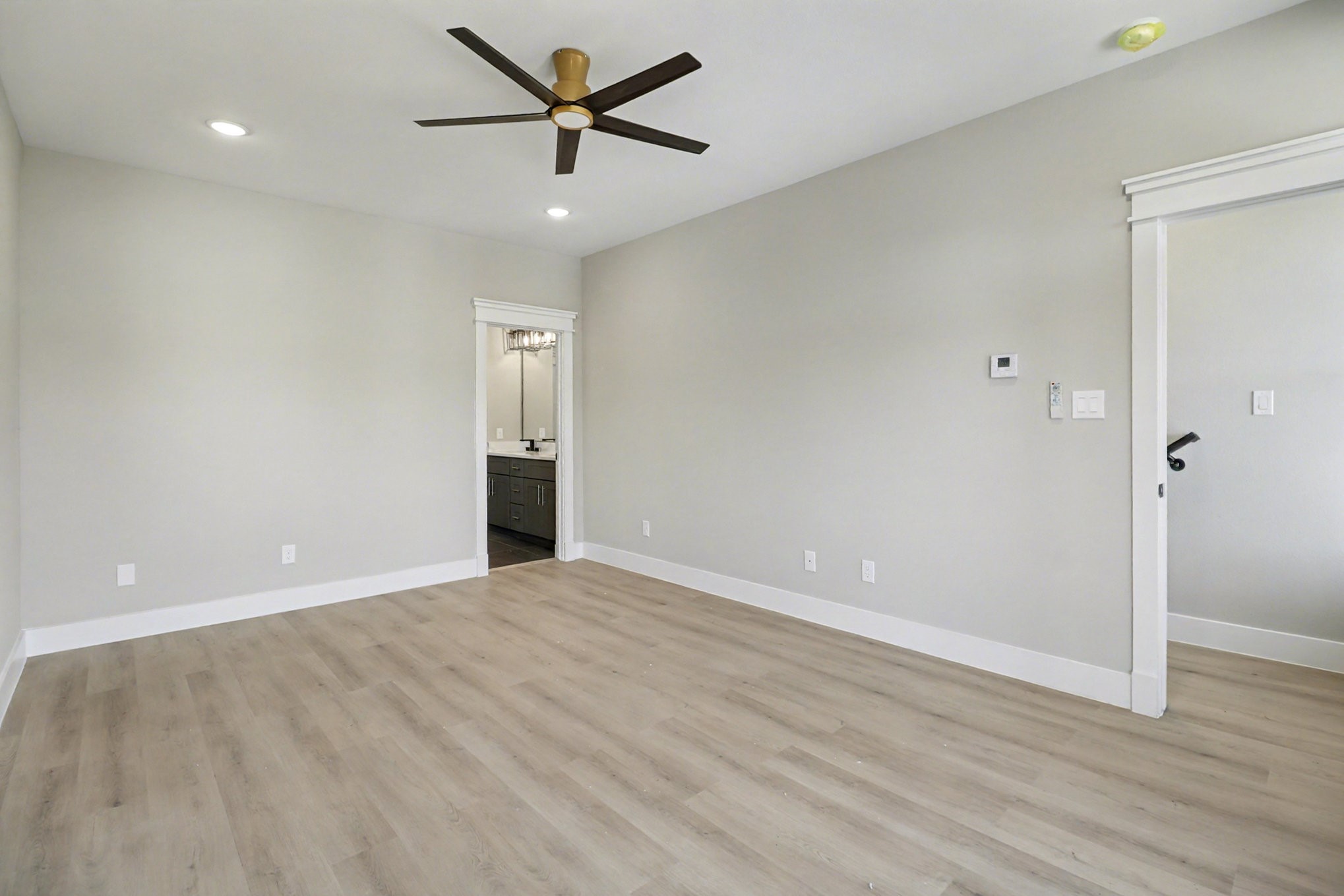 5000 Higgins Street, Unit B Houston, TX 77033 - Photo 25 of 32