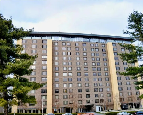 $1,850 | 600 East 8th Street, Unit 5D, Kansas City, MO 64106