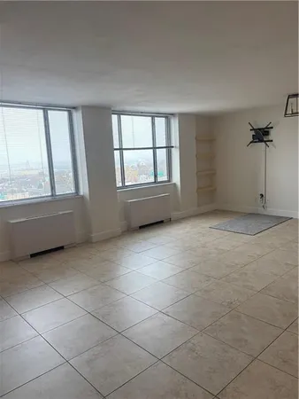 $1,850 | 600 East 8th Street, Unit 5D, Kansas City, MO 64106