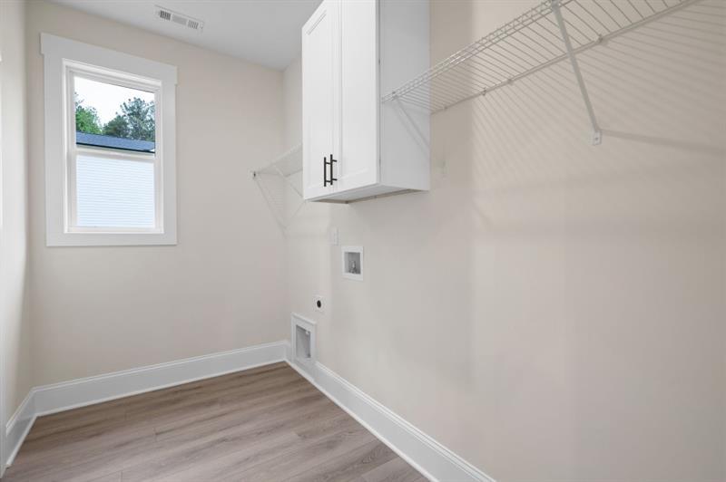 150 Doris Path Temple, GA 30179 - Photo 23 of 36 a view of small space with wooden floor and a window