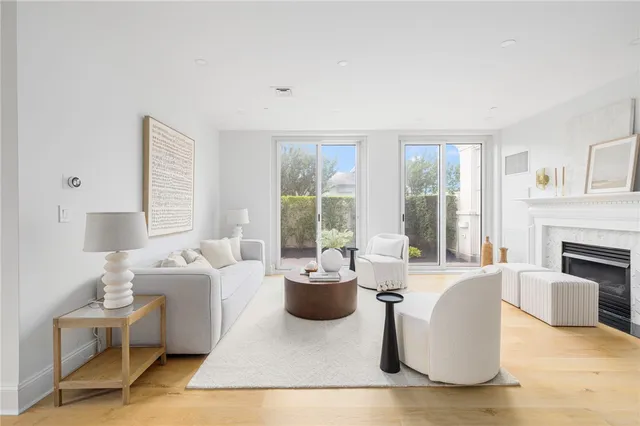 $675,000 | 1 Tower Drive, Unit 101, Portsmouth, RI 02871