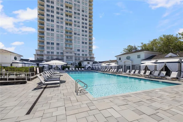 $675,000 | 1 Tower Drive, Unit 101, Portsmouth, RI 02871