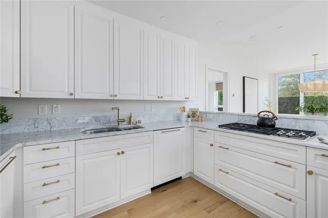 $675,000 | 1 Tower Drive, Unit 101, Portsmouth, RI 02871