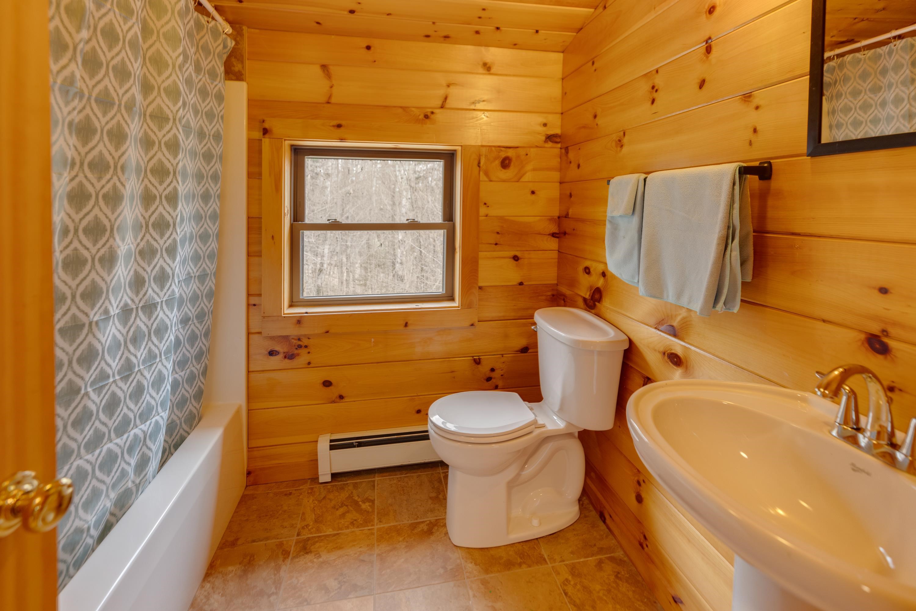 976 S Road Bethlehem, NH 03574 - Photo 17 of 33 Gallery Image 17
