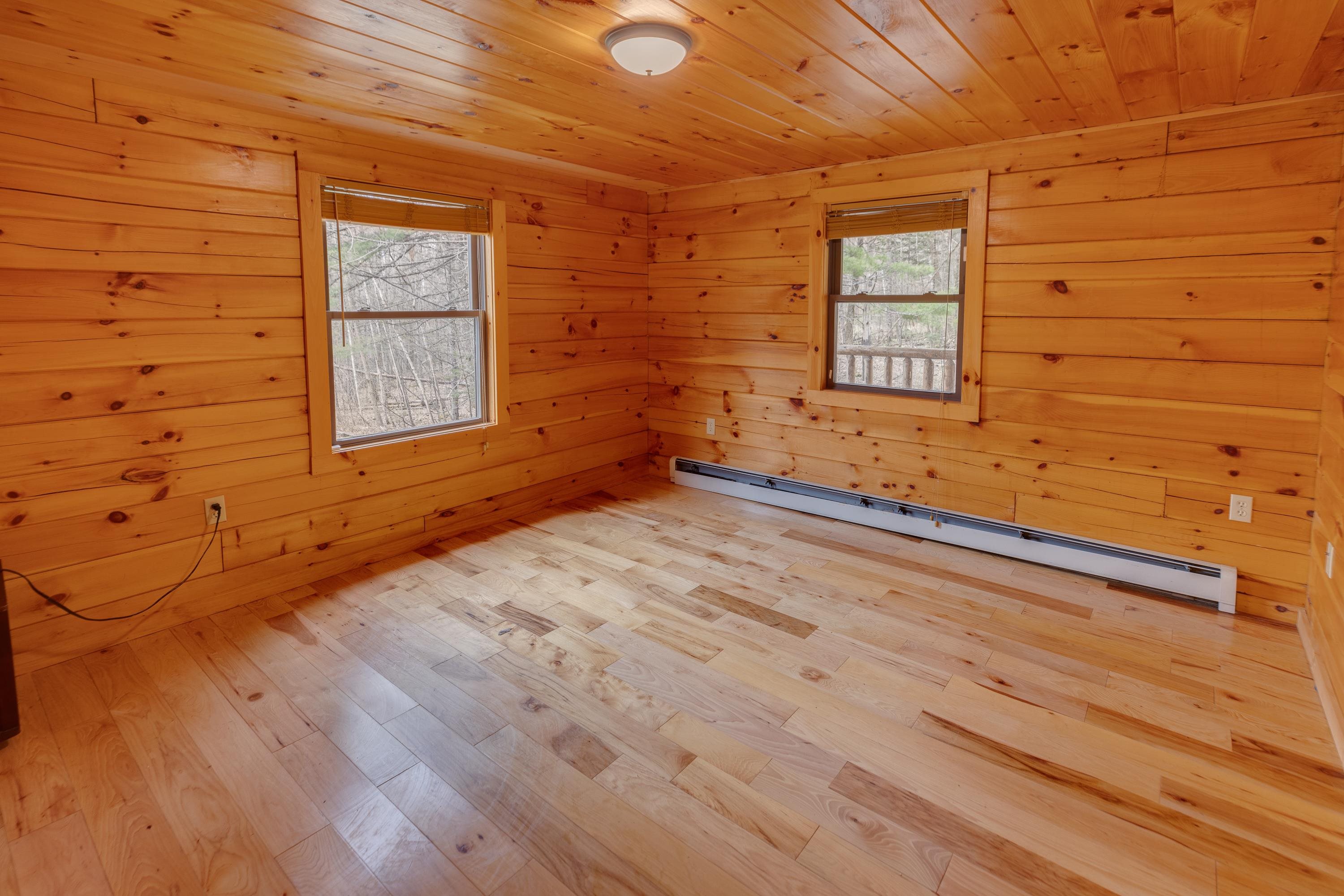 976 S Road Bethlehem, NH 03574 - Photo 8 of 33 Gallery Image 8