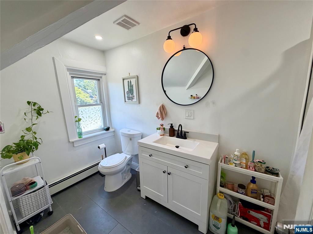 390-apt 5 Orange Road, Unit 5 Montclair, NJ 07042 - Photo 5 of 8