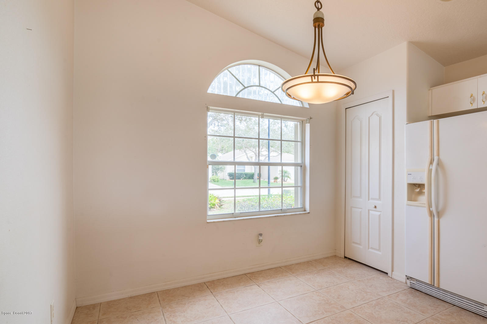 2158 Spring Creek Circle Palm Bay, FL 32905 - Photo 3 of 17 Eat In Kitchen