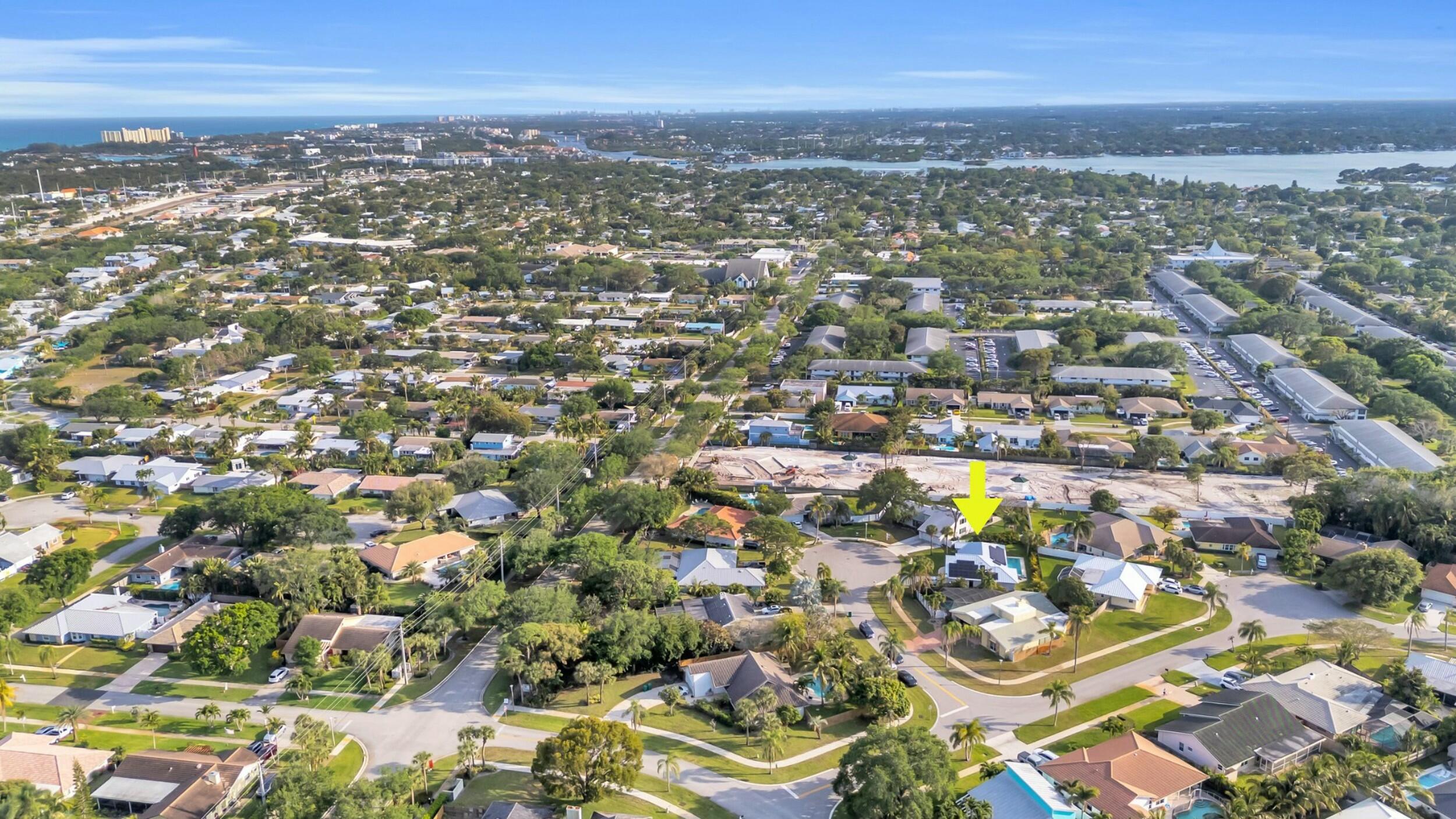 11 Hemlock Lane Tequesta, FL 33469 - Photo 26 of 27 Aerial