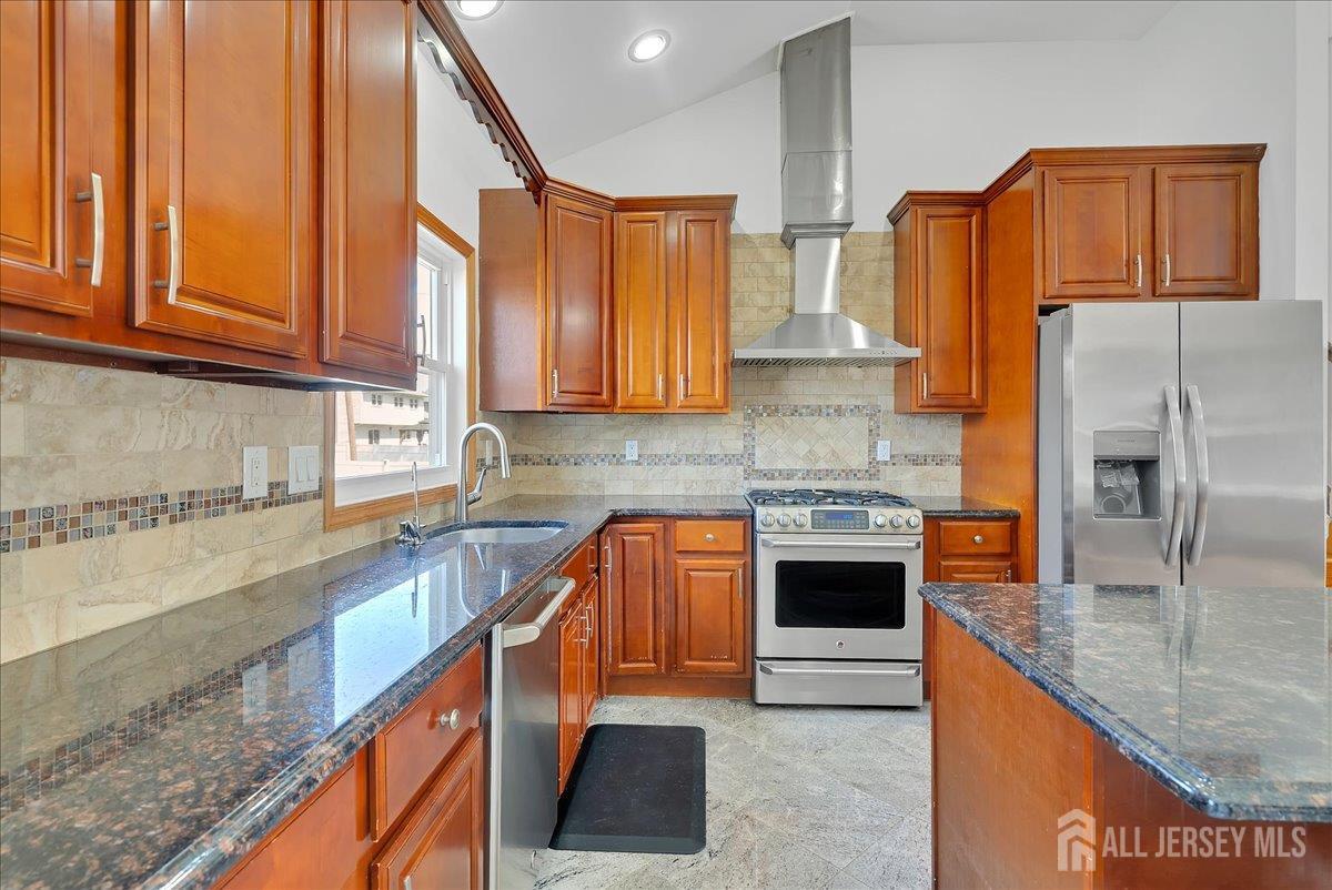 95 Calvert Avenue West Edison, NJ 08820 - Photo 16 of 55
