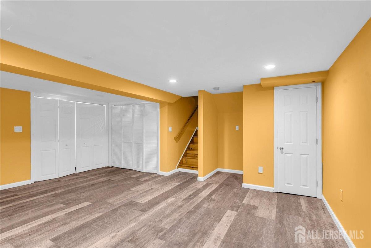 95 Calvert Avenue West Edison, NJ 08820 - Photo 35 of 55