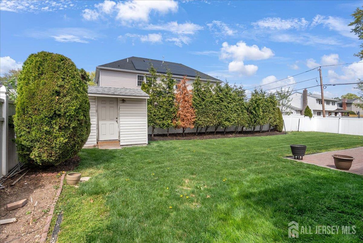 95 Calvert Avenue West Edison, NJ 08820 - Photo 38 of 55