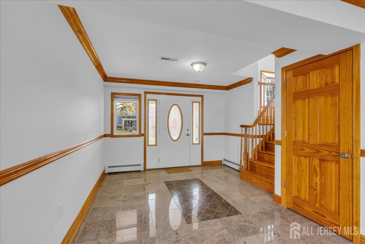 95 Calvert Avenue West Edison, NJ 08820 - Photo 5 of 55
