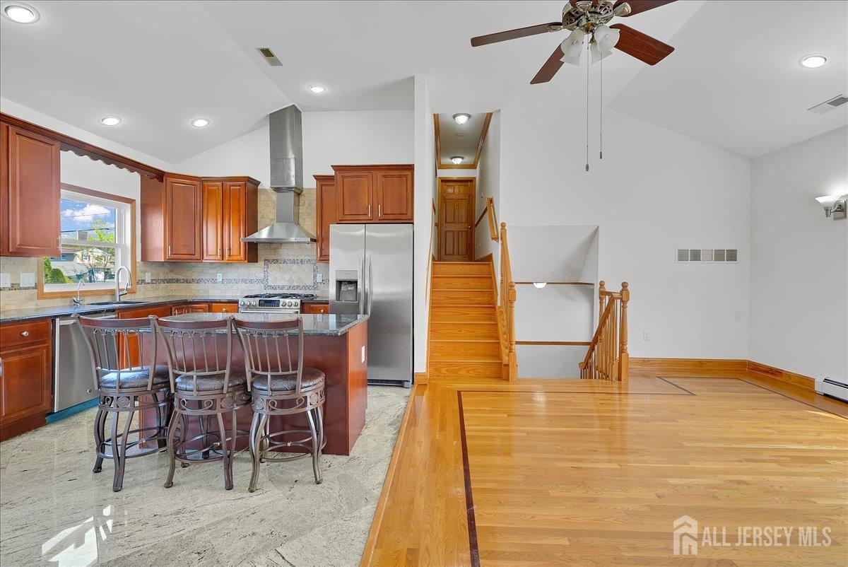 95 Calvert Avenue West Edison, NJ 08820 - Photo 10 of 55