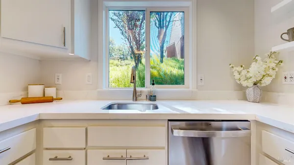 $799,000 | 1253 Royal Oak Terrace, Unit C, Novato, CA 94947