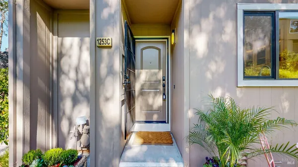 $799,000 | 1253 Royal Oak Terrace, Unit C, Novato, CA 94947