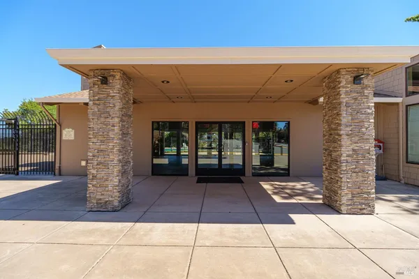 $799,000 | 1253 Royal Oak Terrace, Unit C, Novato, CA 94947