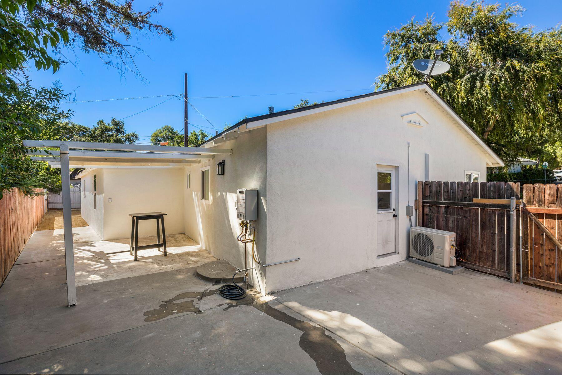 375 North Poli Avenue Ojai, CA 93023 - Photo 18 of 24 a view of a house with a patio