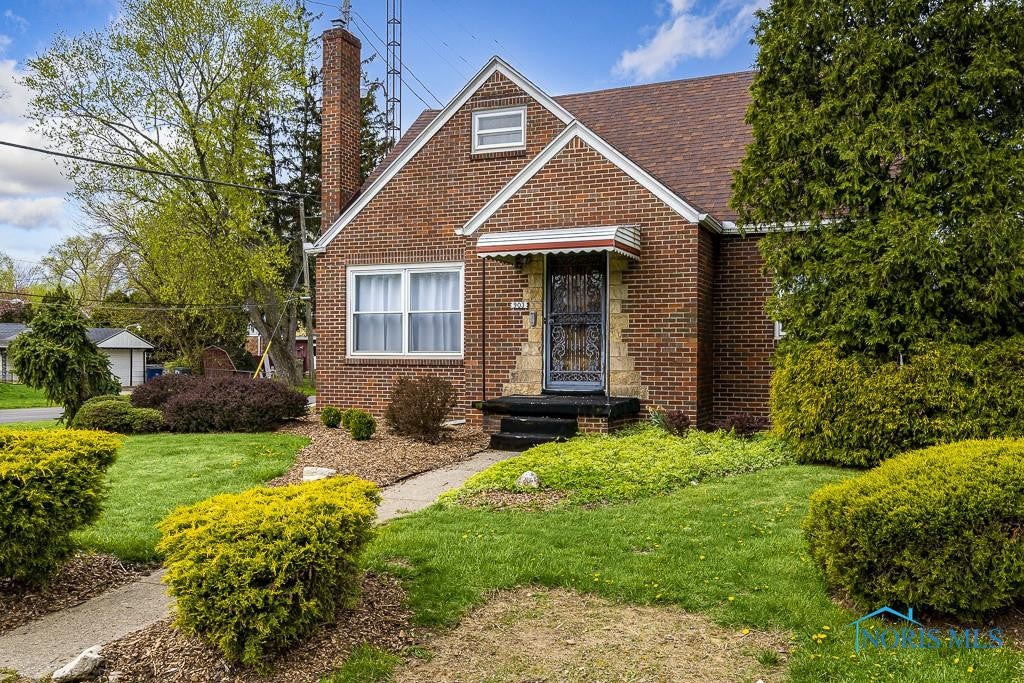 903 Independence Road Toledo, OH 43607 - Photo 3 of 42 Gallery Image 3