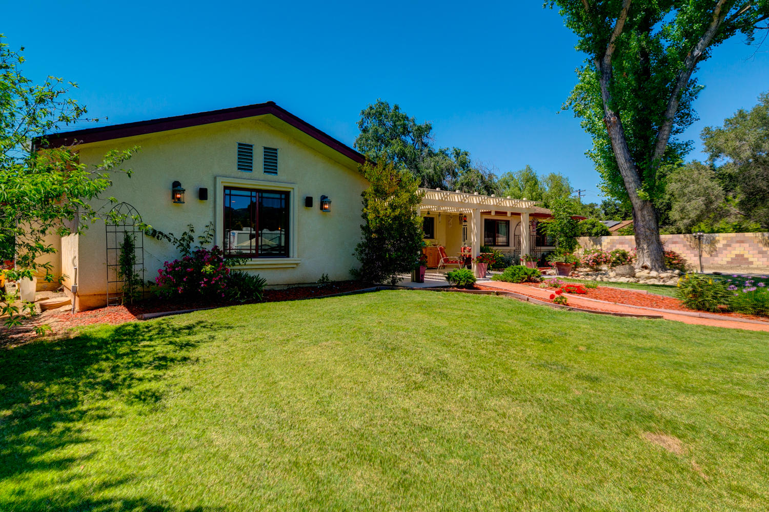 230 Burnham Road Oak View, CA 93022 - Photo 29 of 50 TwoFishDigital_230Burnham-35