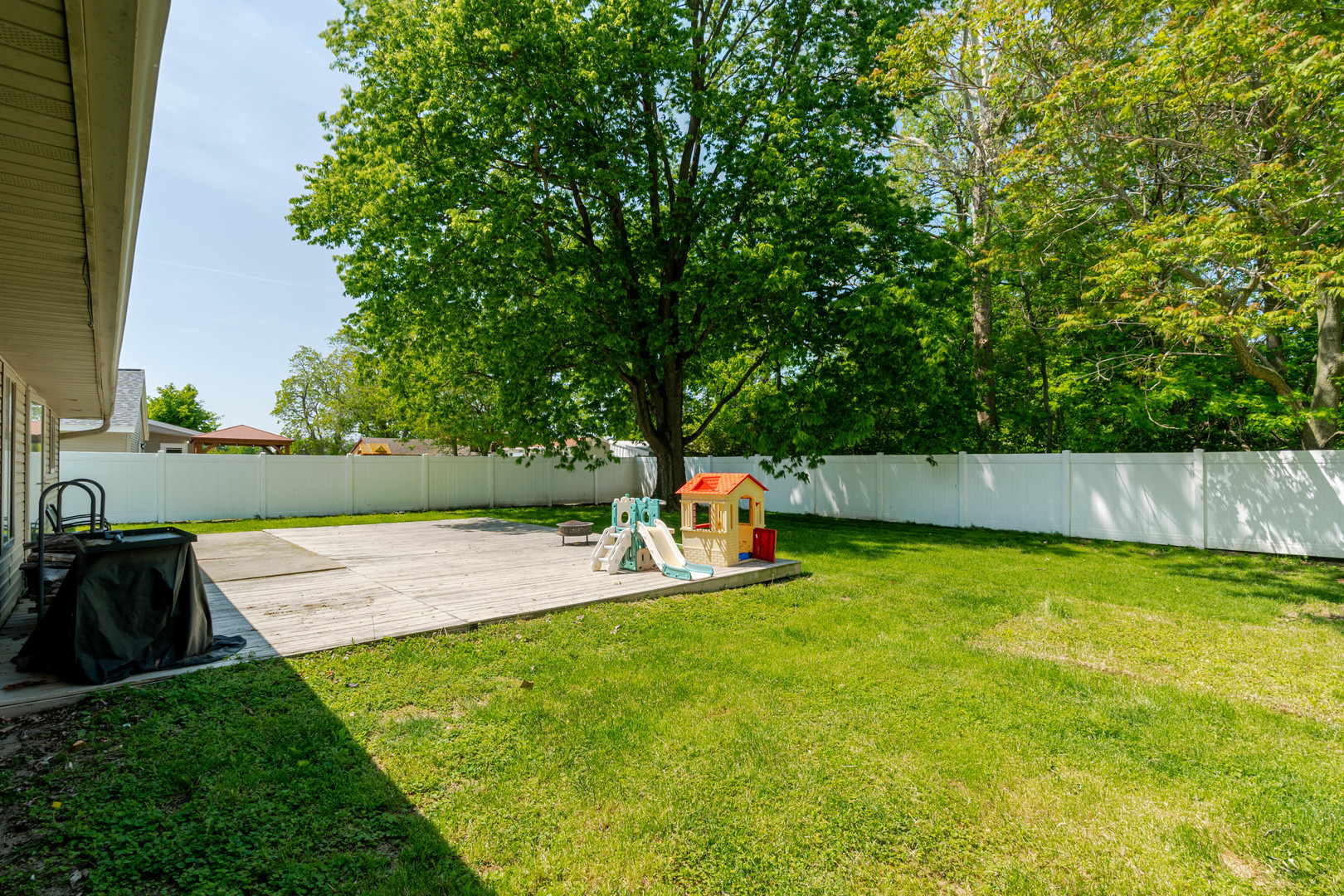 3018 Springfield Road East Peoria, IL 61611 - Photo 14 of 15 Gallery Image 14