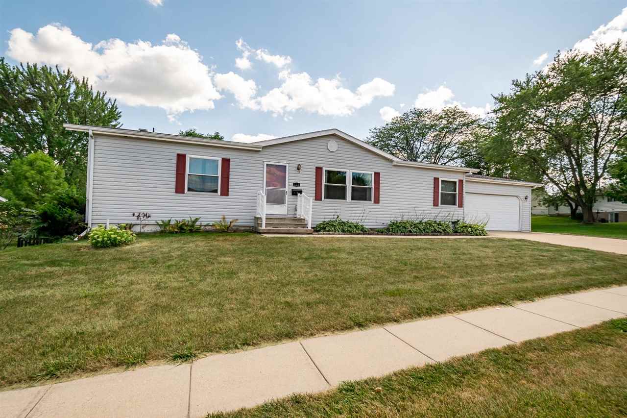 131 Buckeye Lane Riverside, IA 52327 - Photo 2 of 24 Gallery Image 2
