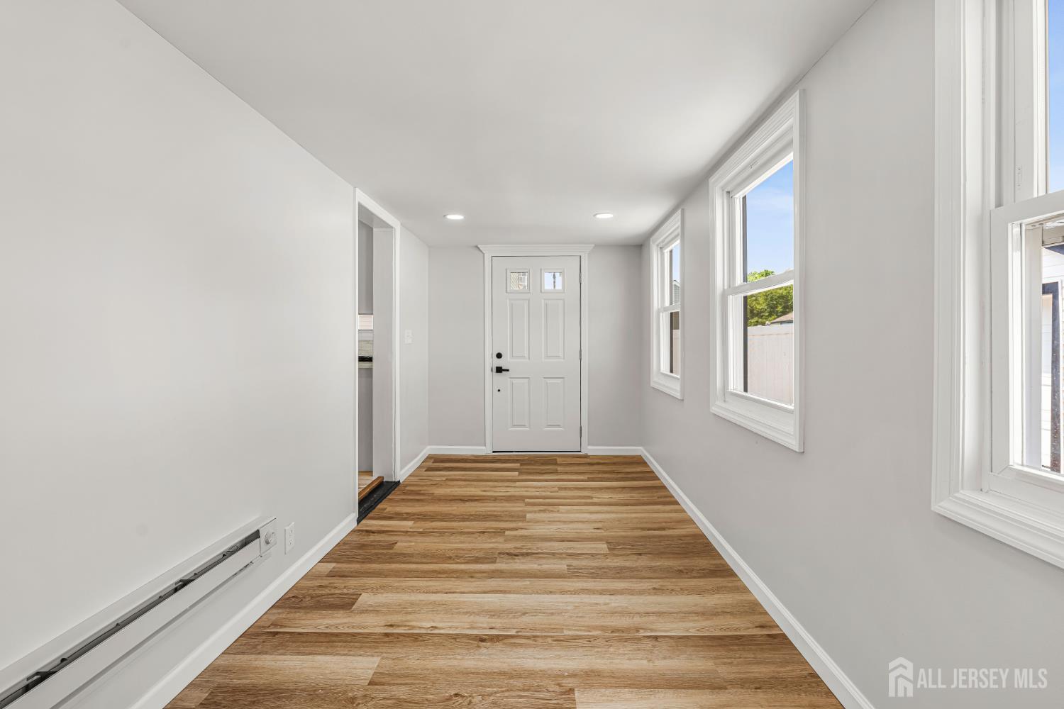 234 Old Road Sewaren, NJ 07077 - Photo 16 of 40