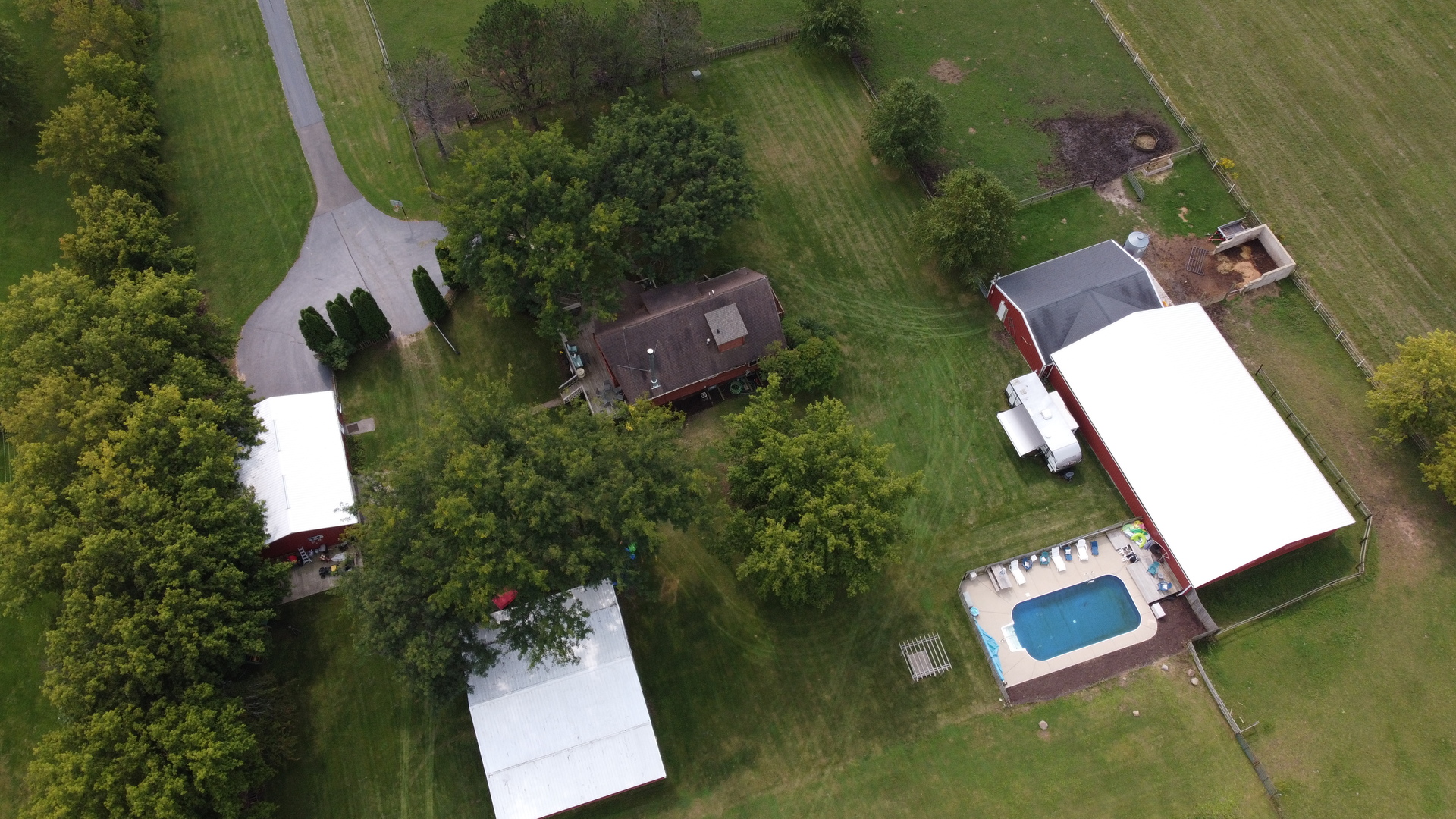 17914 Hebron Road Harvard, IL 60033 - Photo 7 of 38