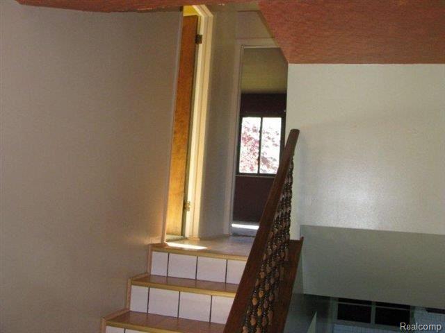 3417 Farnsworth Road Lapeer, MI 48446 - Photo 8 of 14 8.jpg